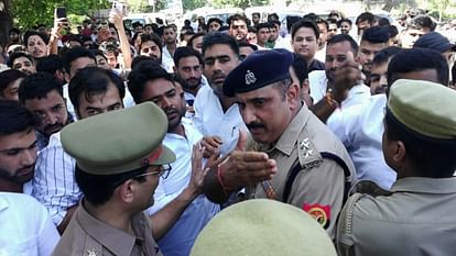Mihir Bhoj controversy: Yatra even after police ban, report against 37 named and 75 unidentified