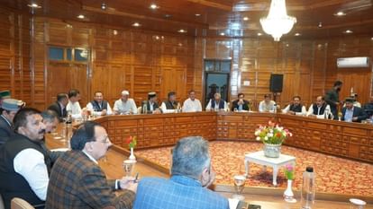 cm sukhvinder singh sukhu taking Congress Vidhayak Dal Baithak in Oak over Shimla