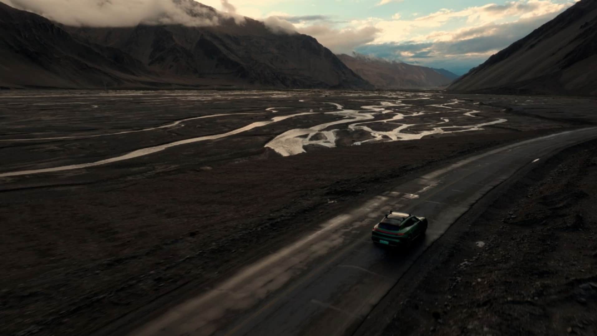 This car makes new Guinness World Record title for greatest altitude change by an electric car