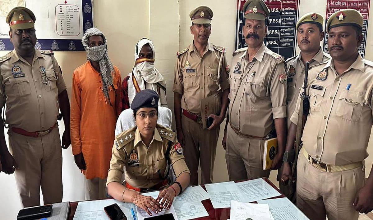 Two notorious Naxalites wanted in many police stations of UP Bihar arrested in sonbhadra