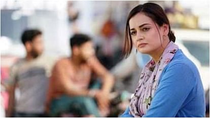 40 Plus Perfect: अमीषा के बाद अब करीना और शिल्पा की बारी, 40 प्लस अभिनेत्रियों ने संभाली सिनेमा की जिम्मेदारी 10 Bollywood actress who are still doing lead roles in movies after crossing 40 plus years of age