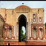 अलाई दरवाजा