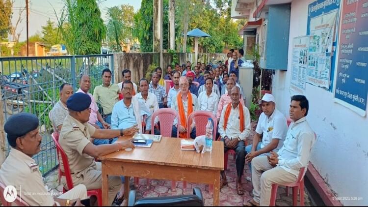सभी थाना चौकी क्षेत्रों में हुई बैठक: मुंगेली में गणेश उत्सव समितियों को दिए गये ये निर्देश