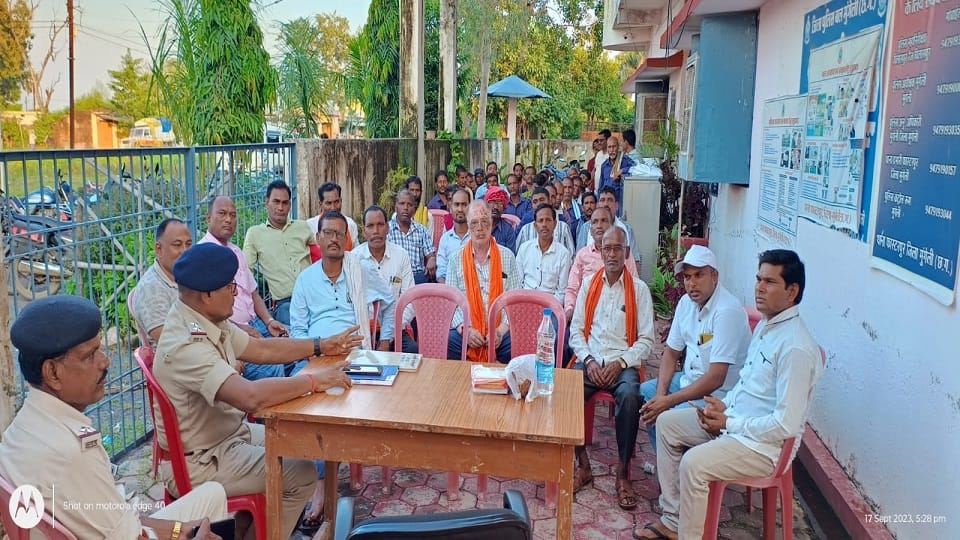 Meeting held in all police station areas in Mungeli