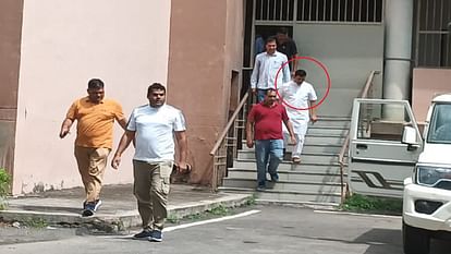 नूंह हिंसा: कांग्रेस MLA मामन खान की बढ़ीं मुश्किलें, नहीं मिली राहत, अभी 14 दिन और न्यायिक हिरासत में रहेंगे Congress MLA Maman Khan sent to judicial custody for 14 days in Nuh violence case