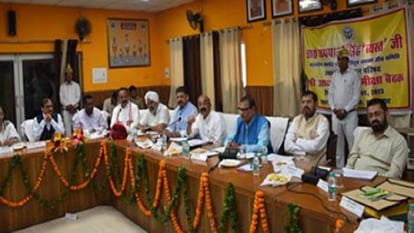 Moradabad: electricity department will not raid after sunset, people taking readings homes wear ID card