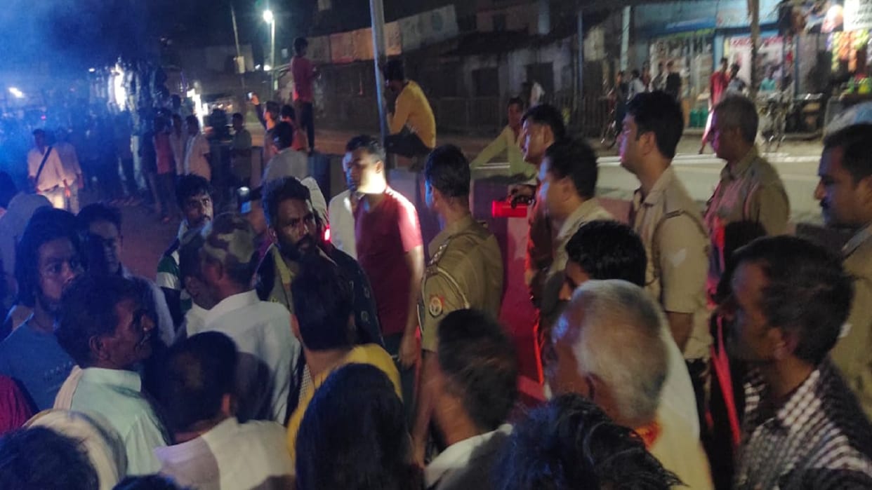 Shamli: youth of another community threw water on Maa Shakambhari Devi Pad Yatra, villagers created ruckus