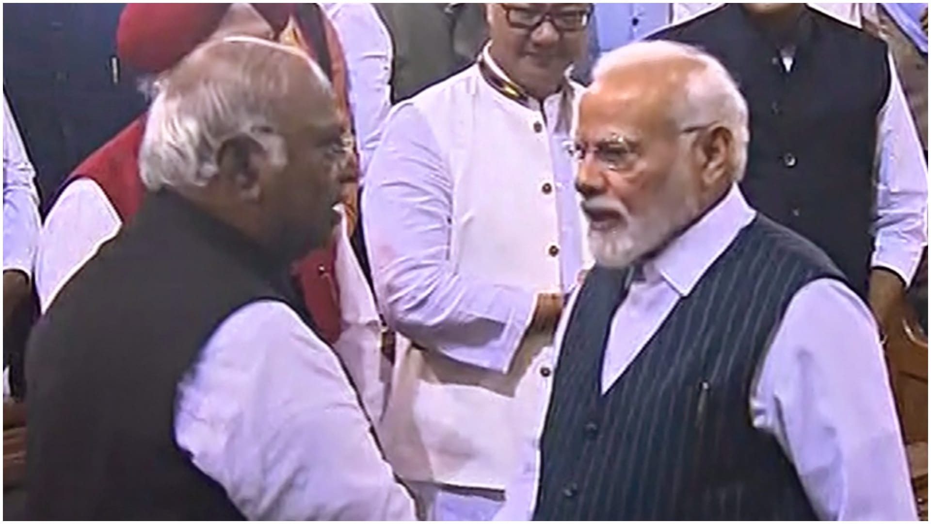 Parliament Special session Photo session of MP old Parliament PM Modi opposition parties