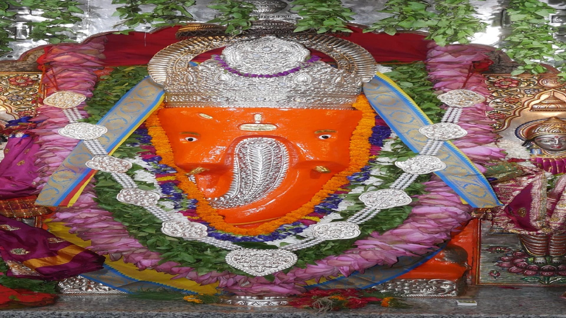 ganesh chaturthi 2023 Panch Vinayak of Varanasi who pays obeisance to Dhundhiraj before Baba Vishwanath