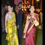 अंबानी परिवार के गणपति सेलिब्रेशन में महंगी साड़ी पहनकर पहुंचीं ये एक्ट्रेस