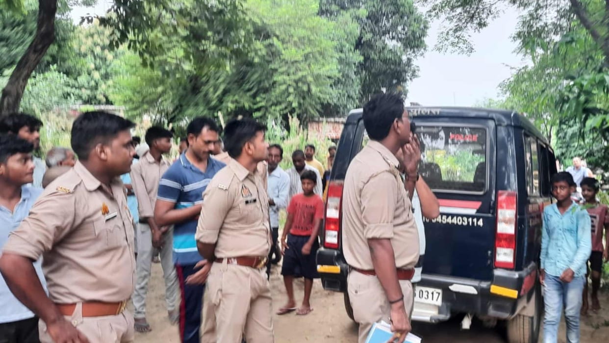 Four houses in same village were stolen in basti