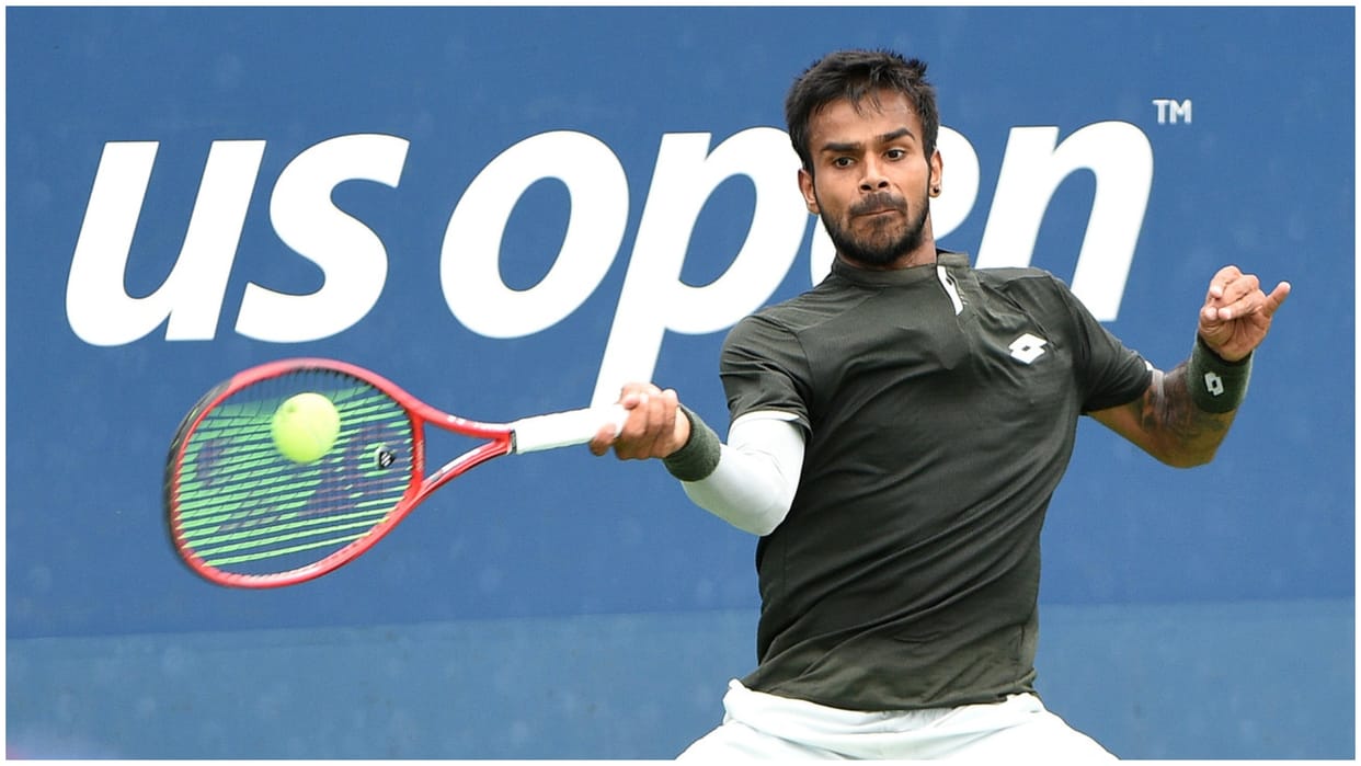Jhajjar: Sumit reaches quarter-finals in Asian Games, Manu Bhakar will aim for gold today