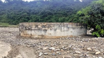 This village is deprived of facilities like no electricity, no water, no education.
