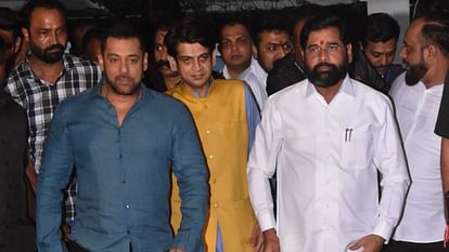 Tiger 3 Actor Salman Khan reached Arpita House with Maharashtra Cm Eknath Shinde For Ganpati Darshan