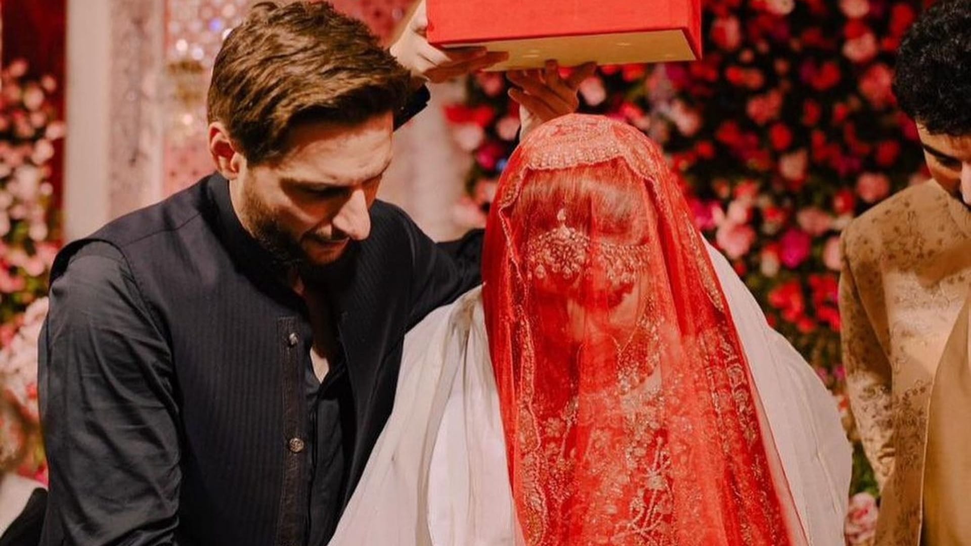 shaheen afridi married second time with shahid afridi daughter ansha babar azam attend