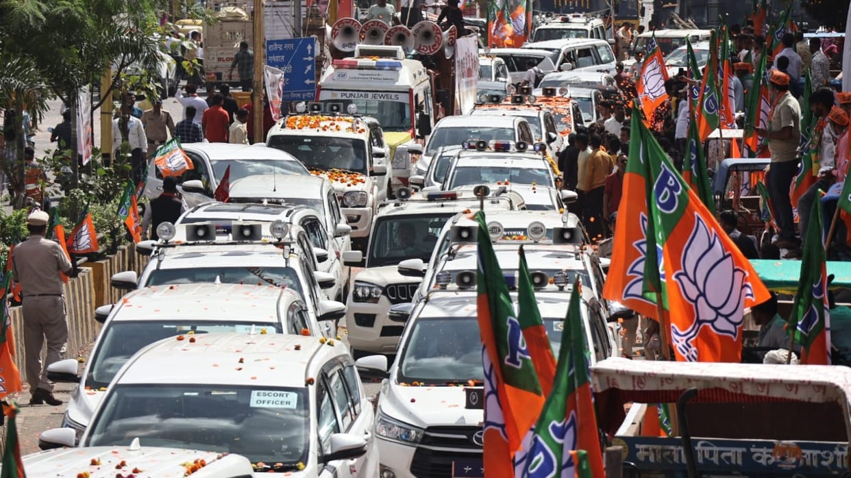 jan aashirwad yatra cm shivraj singh chouhan indore traffic jam
