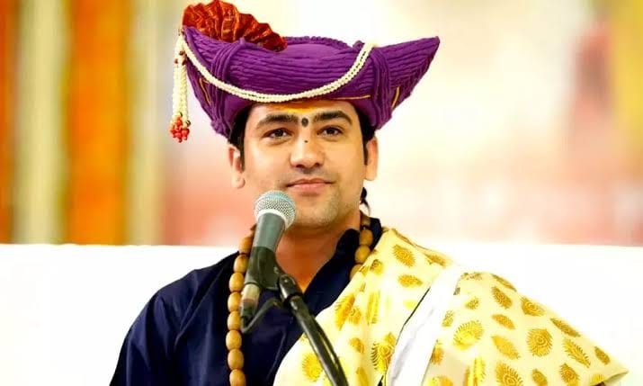 MP Chunav 2023: Role of Babas increasing in elections, playing important role in state politics
