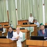 सदन में उपमुख्यमंत्री मुकेश अग्निहोत्री।