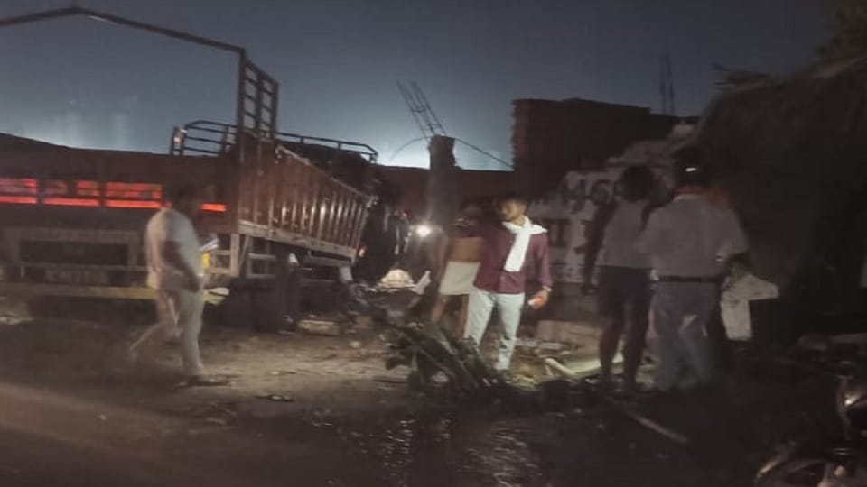 Road accident in Dhaulana, three people died