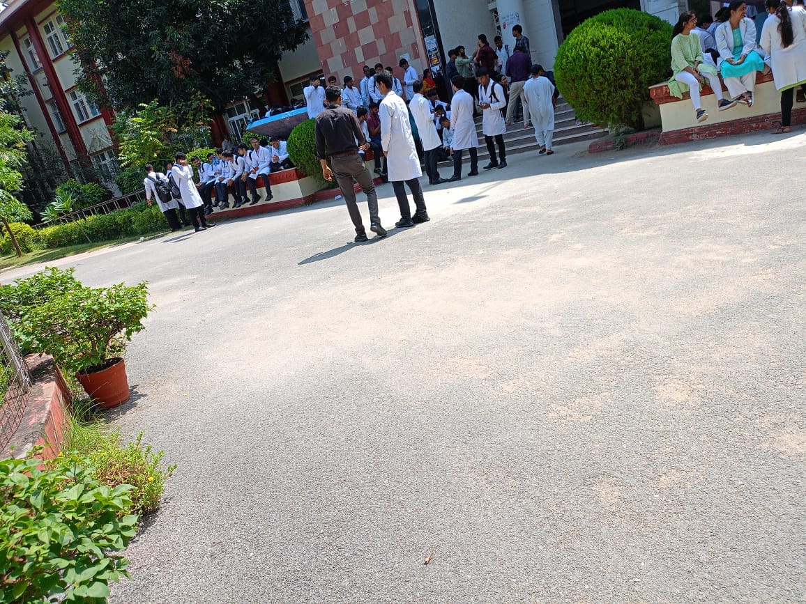 Ruckus in BHU hospital: Junior doctors go on strike, protest in front of IMS director's office