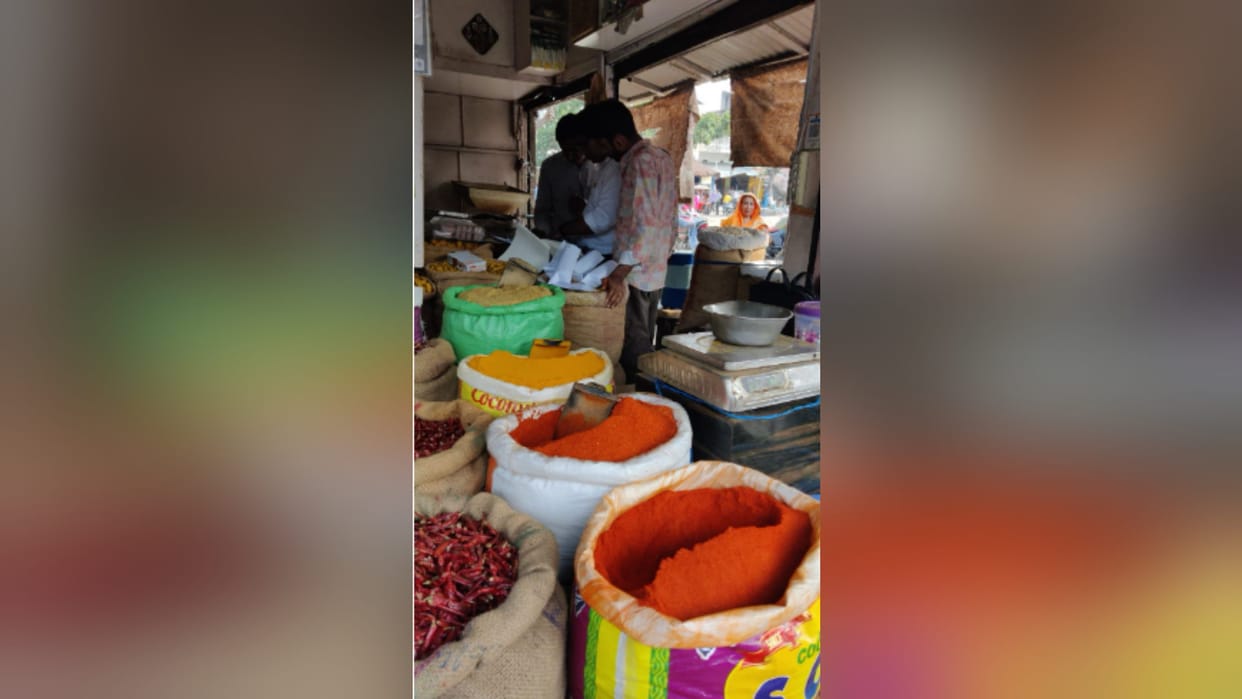 Food department team raided spice shops in Bijnor district