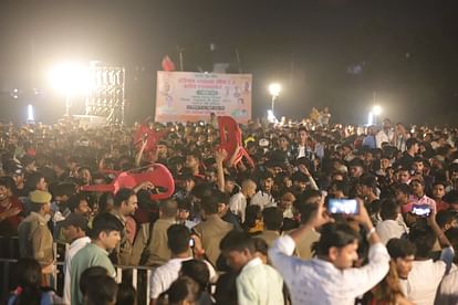 Honey Singh and Akshara's dance in Jaunpur: People danced on the song 'Jaan Marey Lehenga Ye Lucknowaa..'