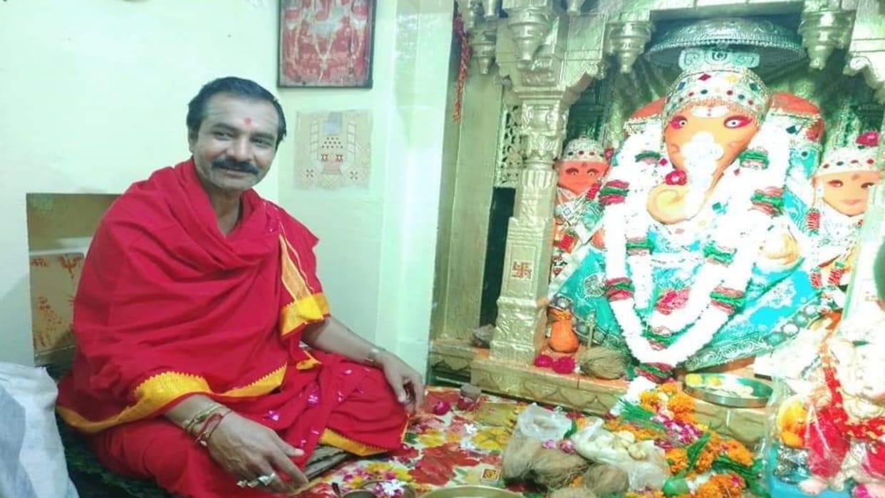 Ujjain A temple where the first ray of the rising sun performs the anointment of Manchaman Ganesha
