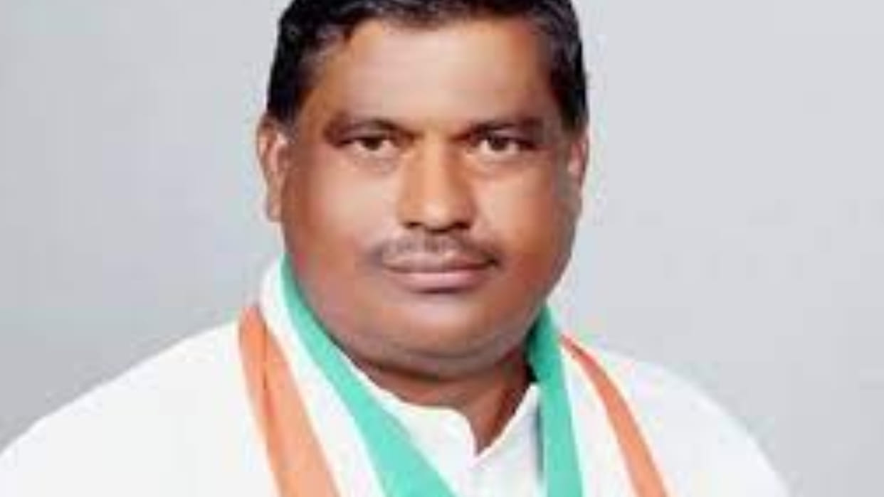 MP Politics: Big relief to Congress MLA Ajab Singh Kushwaha, acquitted of fraud charges of more than one crore