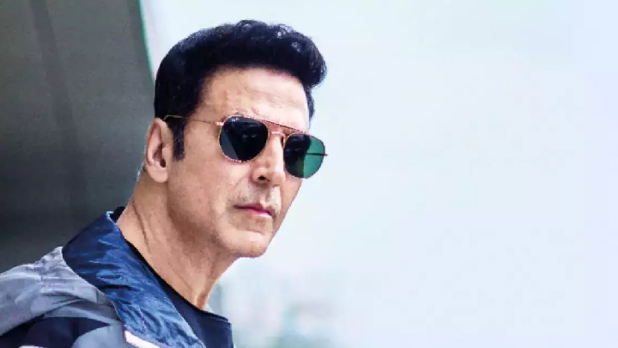 Mission Raniganj star Akshay Kumar opened up about his initial struggling days when his family live in Mumbai