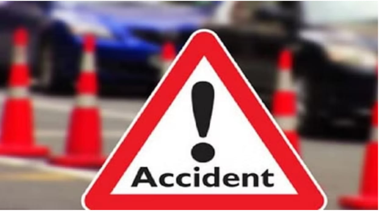 Bolero collides with car, six people injured