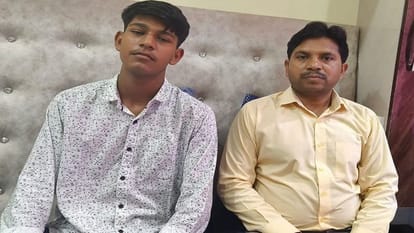 Angered by his father student left home on 15 September remembered and came back