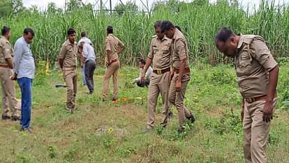 Ayodhya Crime News Saryu Express Train Lady Constable Attack Case Police Encounter