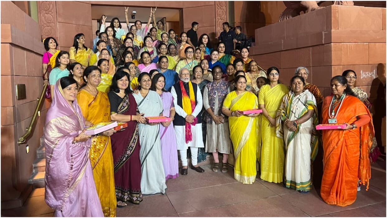 PM Modi will communicate with the women of Varanasi on Nari Shakti Vandan Act will addres five thousand women