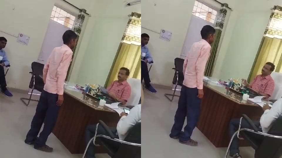 SDM threatened to send the farmer to jail in Lakhimpur kheri