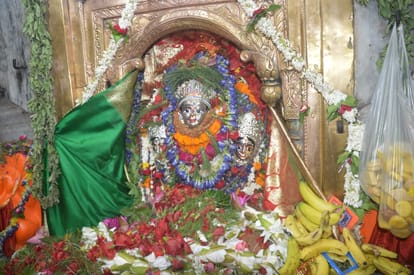 वाराणसी: महालक्ष्मी की 16 परिक्रमा के साथ शुरू हुआ सोरहिया महाअनुष्ठान, सौभाग्य के धागों से निखरा मेला Sorhiya mela started with 16 parikrama of Mahalakshmi in varanasi fair flourished with threads of good fortune