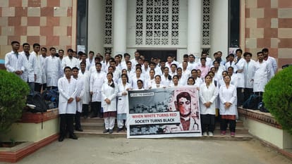 बड़ी कार्रवाई: बीएचयू अस्पताल में जूनियर डॉक्टरों से मारपीट करने वाले 6 छात्र निलंबित, 5 दिन तक चली थी हड़ताल Six students suspended who assaulted junior doctors in BHU hospital strike lasted for 5 days
