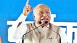 जयपुर में सभा को संबोधित करते मल्लिकार्जुन खरगे।