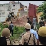 राधास्वामी सत्संग सभा के कब्जे पर चला बुलडोजर