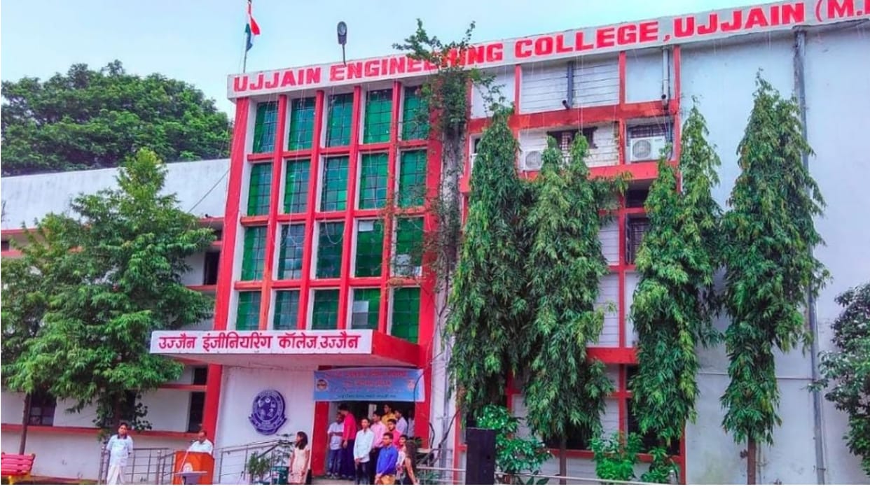 Ujjain hurdle again in building medical college Indore bench of High Court gave stay regarding allotment land