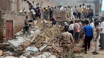 House collapsed in Rupnagar Industrial Area of Ghaziabad