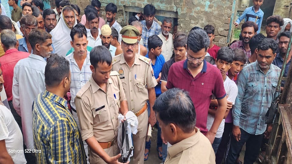 FIR lodged against four people including her husband for dowry killing