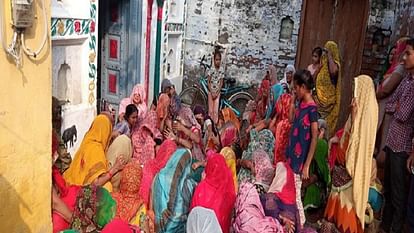 अलीगढ़: डेंगू से महिला शिक्षामित्र की मौत, शहर के एक अस्पताल में चल रहा था इलाज Death of female Shiksha Mitra due to dengue in Aligarh