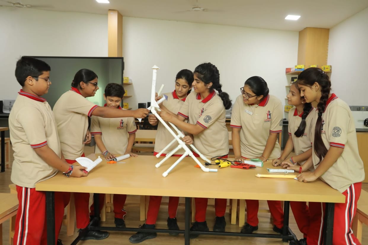 Schools in these states teaching in artificial intelligence format know how it is different from traditional E