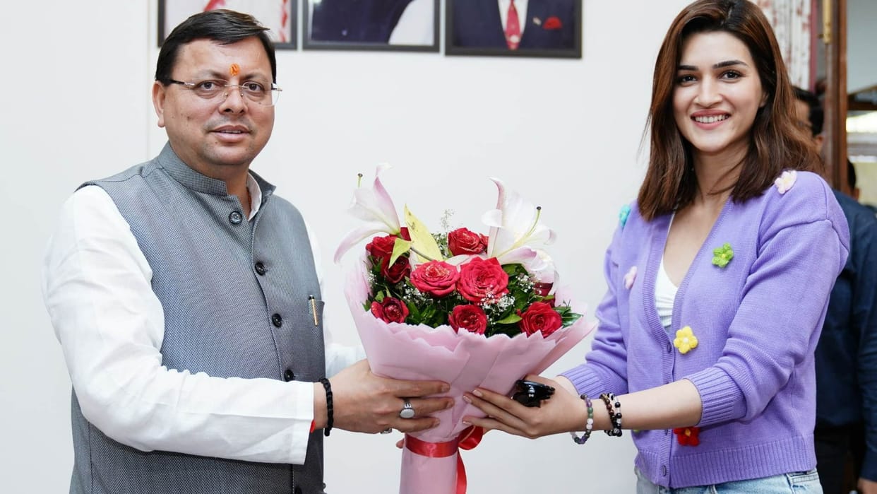 Film actress Kriti Sanon met CM Pushkar Singh Dhami in Dehardun