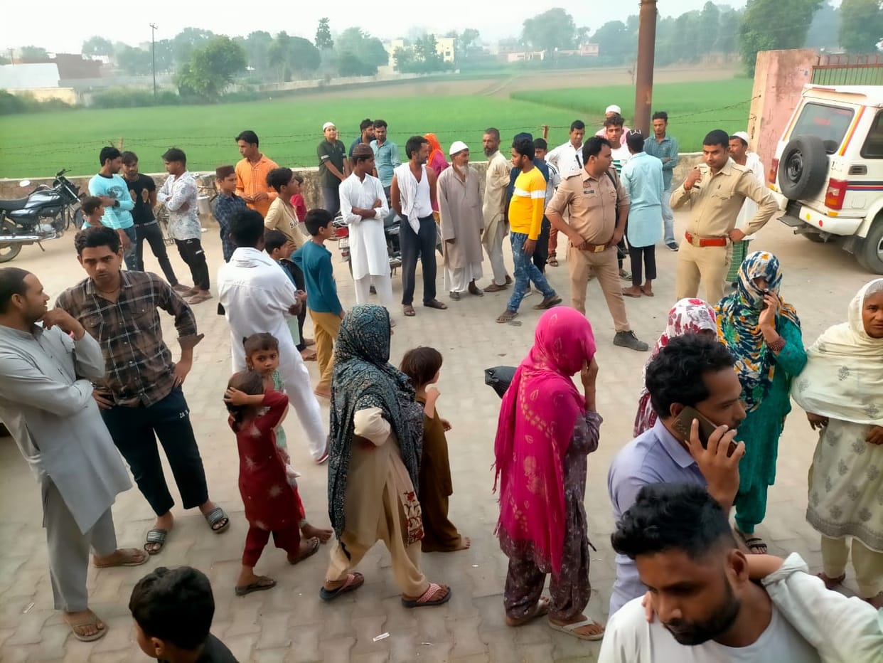 Shamli news: Death of two newborns due to negligence of quack doctor, commotion