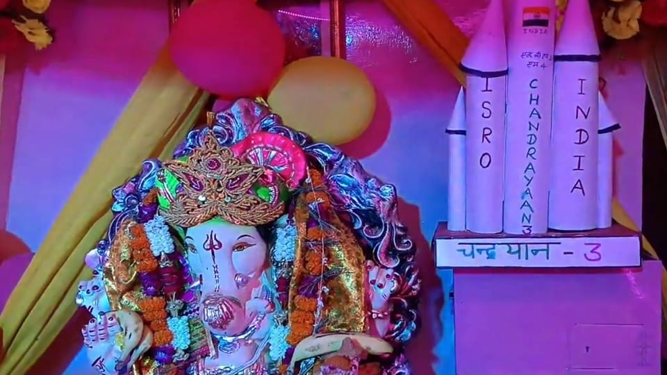 Moradabad: Ganesh pandals made theme of Chandrayaan-3, Ganesh Utsav celebrated city