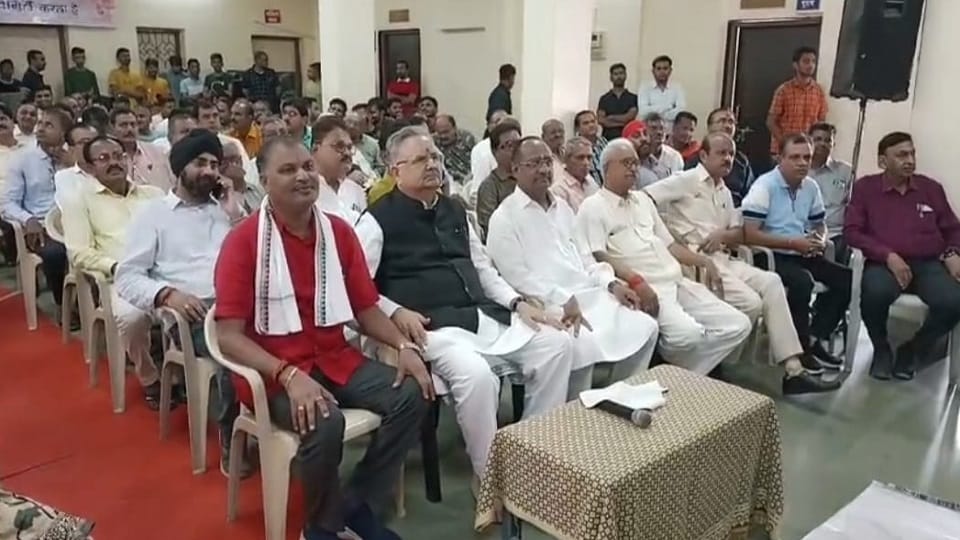 Raman Singh targeted CM Baghel in Rajnandgaon