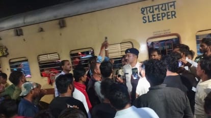 Robbery in sambalpur jammu tawi express infant threatened by hanging upside down  story in words of vic