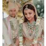 शादी में बेशकीमती 'हरे पत्थर' का हार पहने नजर आईं परिणीति चोपड़ा