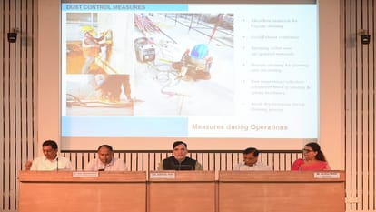 दिल्ली सरकार प्रदूषण पर सख्त: अब निर्माण साइट पर लगानी होगी 'एंटी स्मॉग गन', मानने होंगे ये 14 नियम Delhi government mandatory to install anti-smog guns on construction sites of 5 thousand square meters